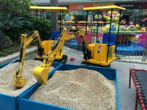 點(diǎn)擊查看詳細(xì)信息<br>標(biāo)題：三石旋轉(zhuǎn)360度兒童游樂(lè)設(shè)備 閱讀次數(shù)：3283