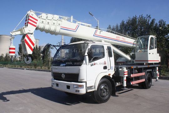 點(diǎn)擊查看詳細(xì)信息<br>標(biāo)題：12-16噸汽車吊 閱讀次數(shù)：4505