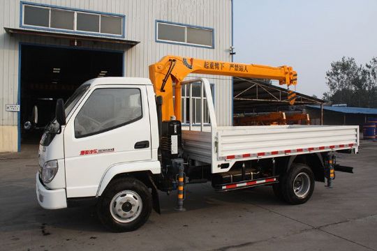 點擊查看詳細信息<br>標題：唐駿隨車吊 閱讀次數(shù)：3468