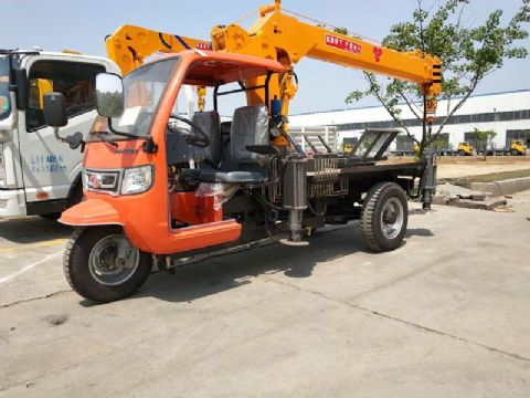 點擊查看詳細信息<br>標題：3噸移樹吊 閱讀次數(shù)：2113