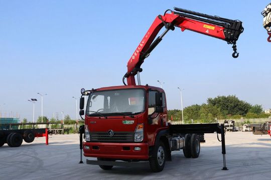 點擊查看詳細信息<br>標題：6.3噸折臂吊 閱讀次數：2962