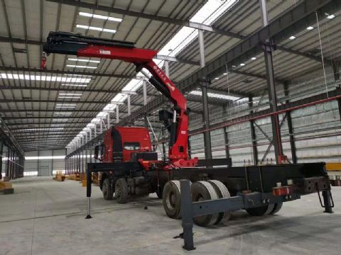 點擊查看詳細信息<br>標題：15噸折臂吊 閱讀次數：2906