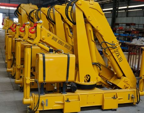 點擊查看詳細信息<br>標題：SQ3S3  3.2噸折臂吊 閱讀次數：2807